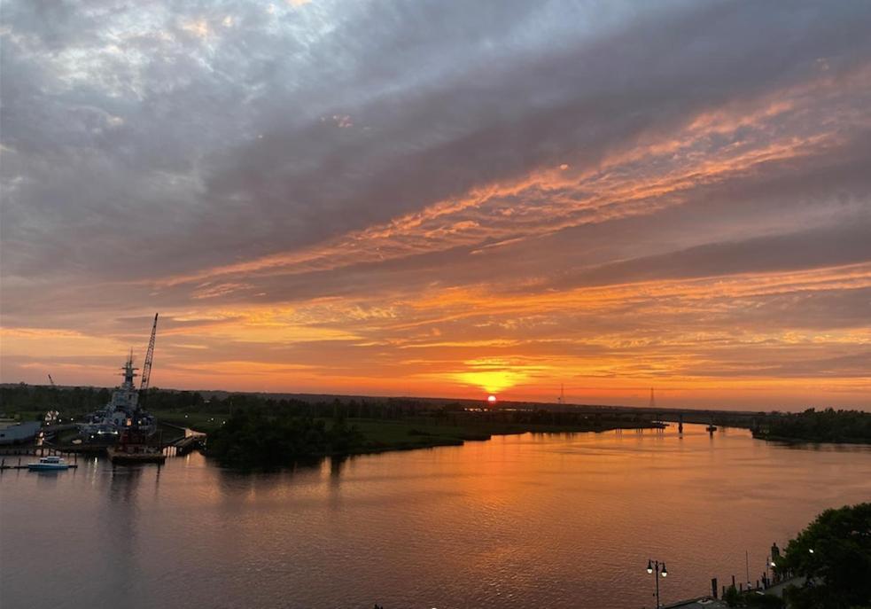 Downtown Port River Roost With Free Parking *